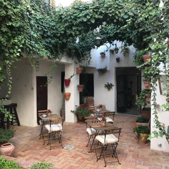 La Casa De Felix Hotel Villena Exterior photo